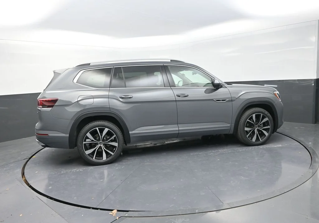 New 2026  Volkswagen 2.0T SEL Premium R-Line image 11