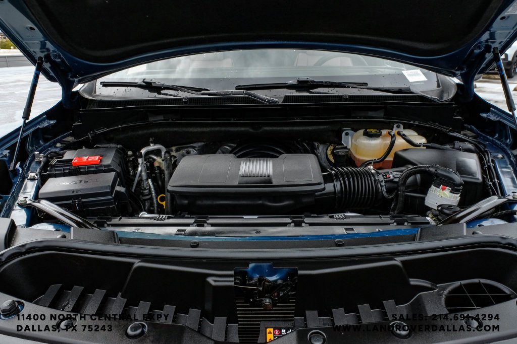 Used 2025 Deep Sea Metallic Cadillac Sport image 49