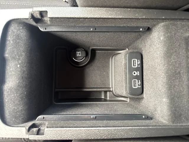 Used 2022 Go Mango Dodge SXT image 17