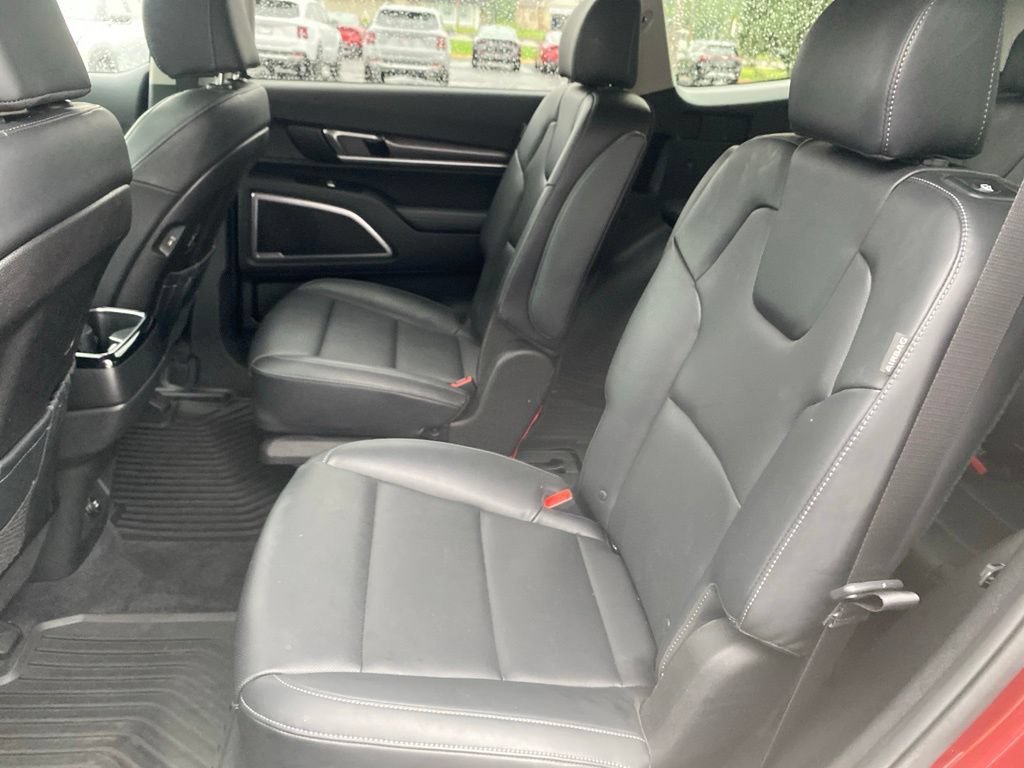 Used 2024 Dawning Red Kia S image 15