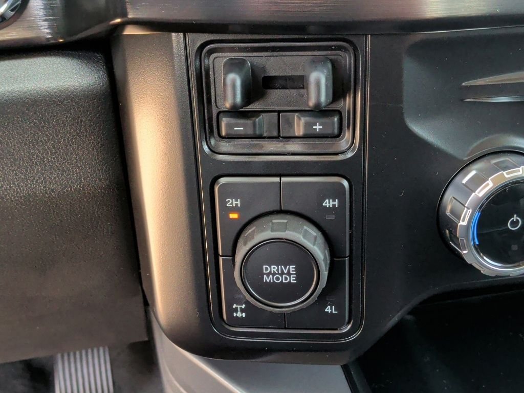 New 2026 Carbonized Gray Metallic Ford F-250® Lariat® image 30