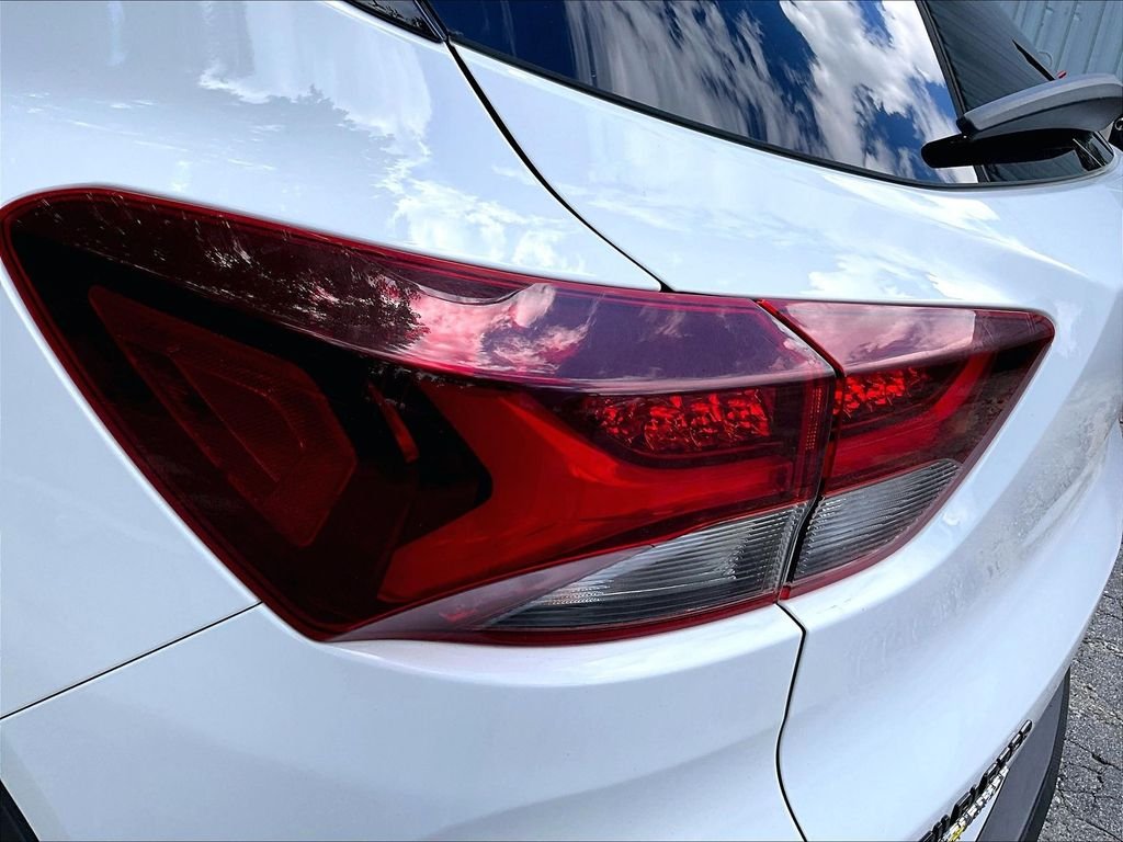 Used 2021 Summit White Chevrolet RS image 33