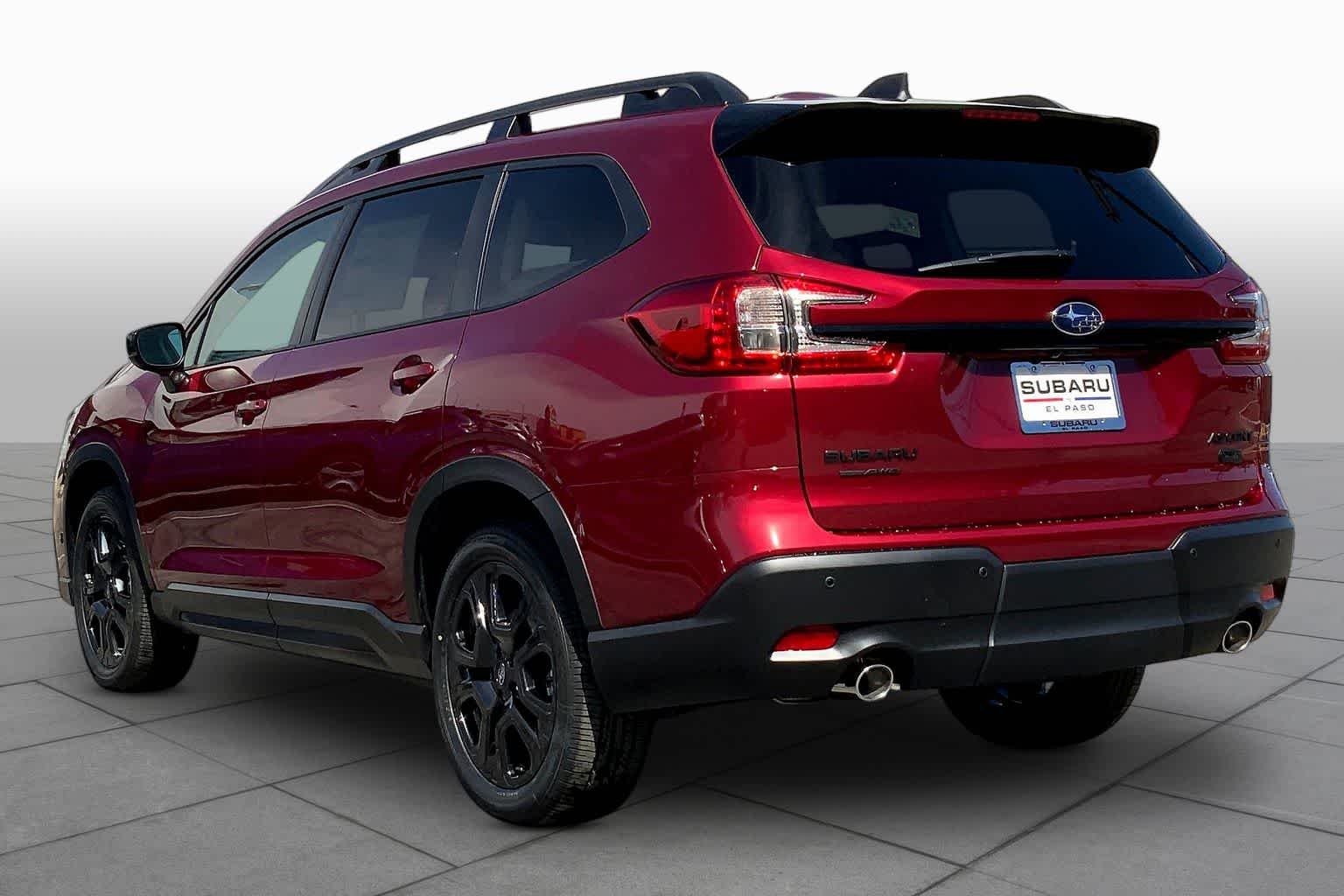 Used 2025 Crimson Red Pearl Subaru Onyx Edition Touring image 12