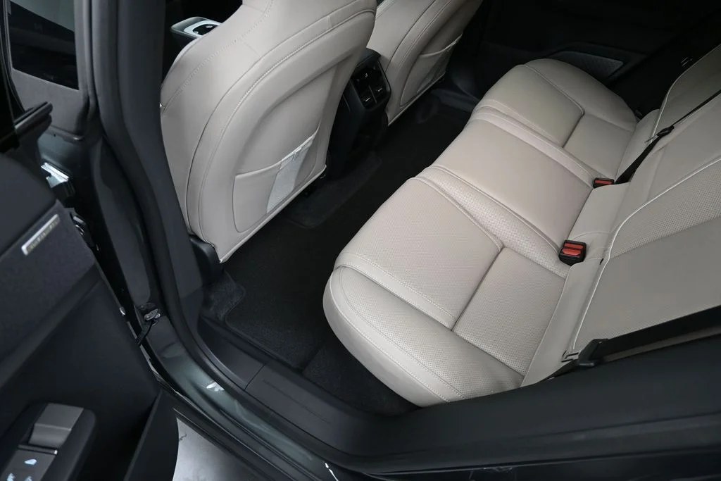 New 2027 Forest Lake Volvo Ultra image 12