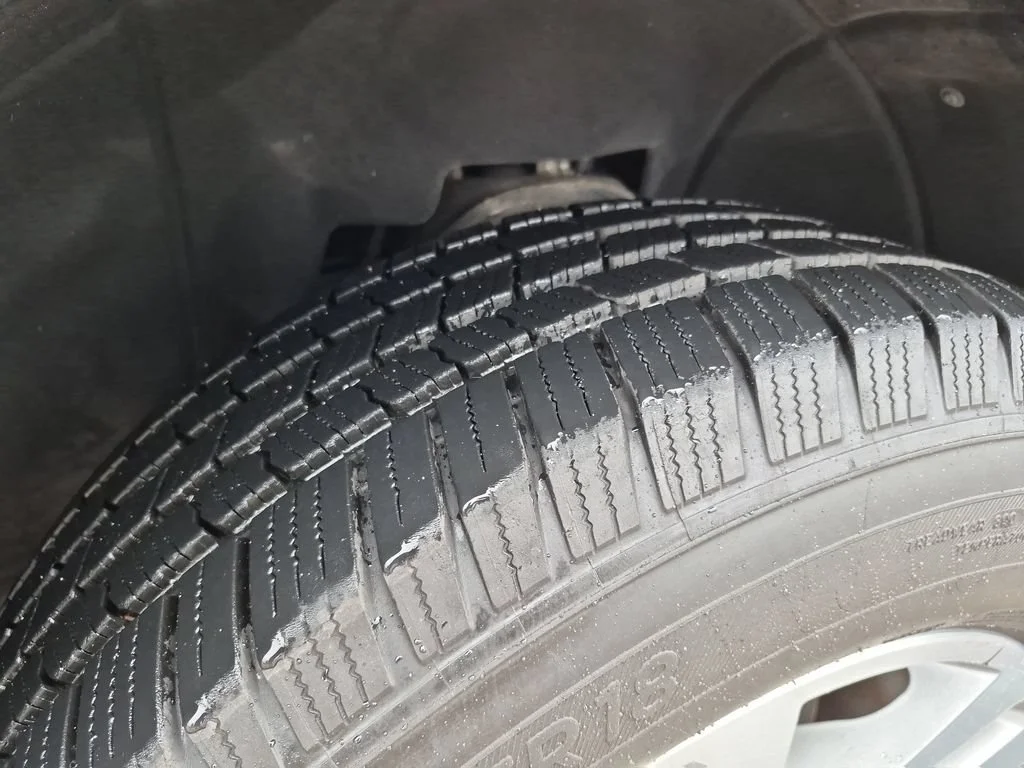 Used 2019 SHADOW GRAY METALLIC Chevrolet LT image 19