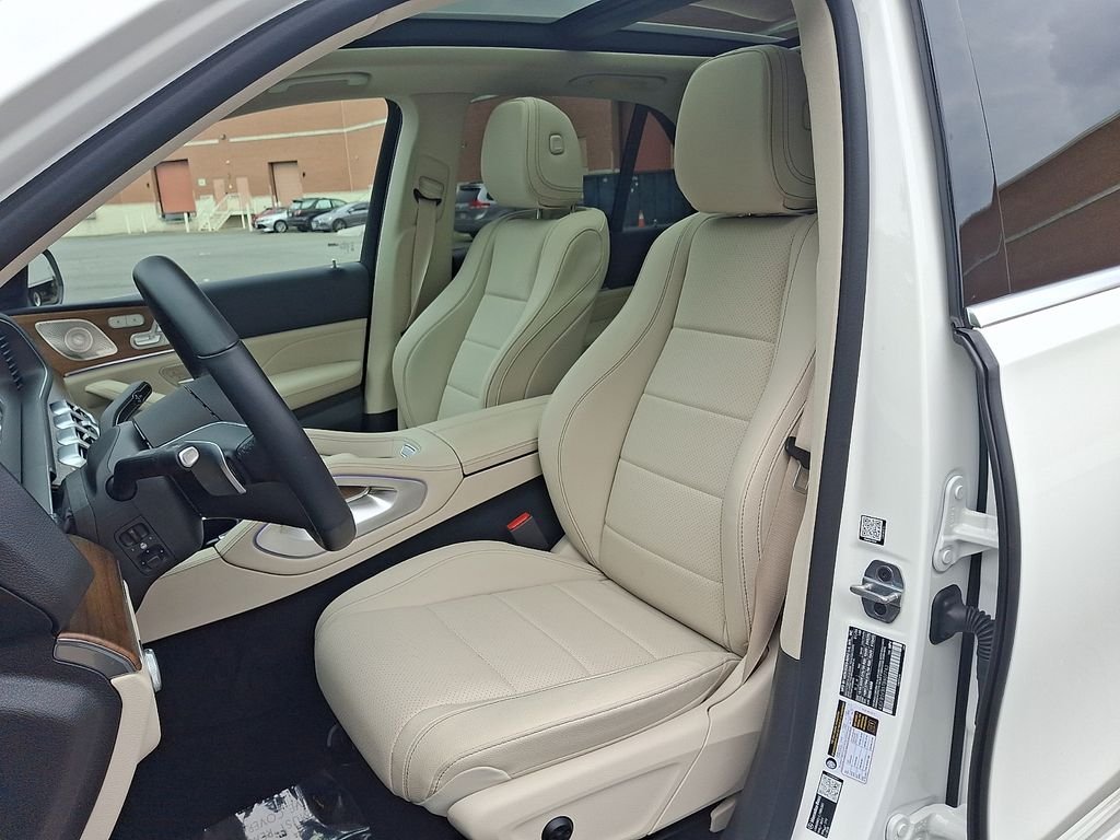 Certified Used 2026 Polar White Mercedes-Benz GLE 450 image 13