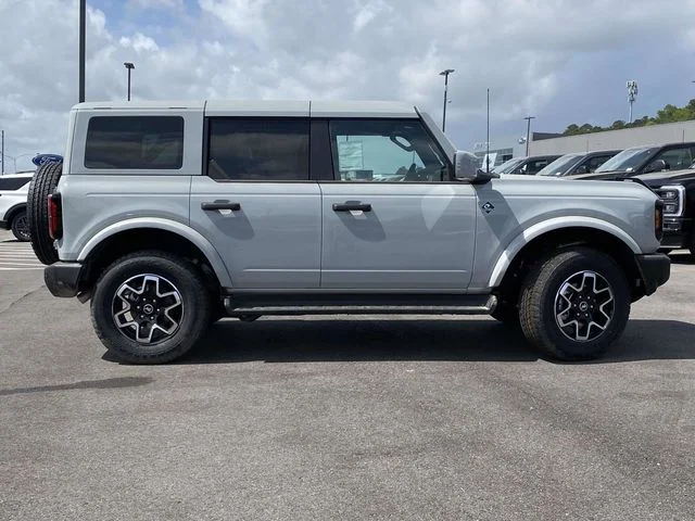 New 2026 Avalanche Ford Outer Banks® image 2