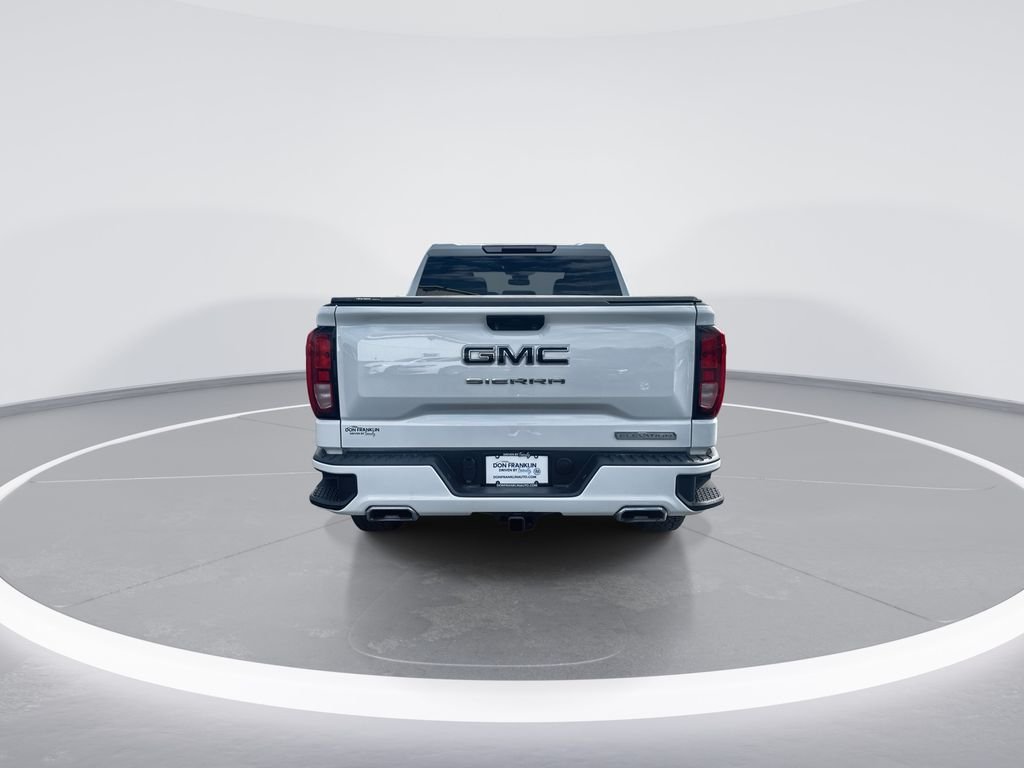 Used 2024 White GMC Elevation image 7