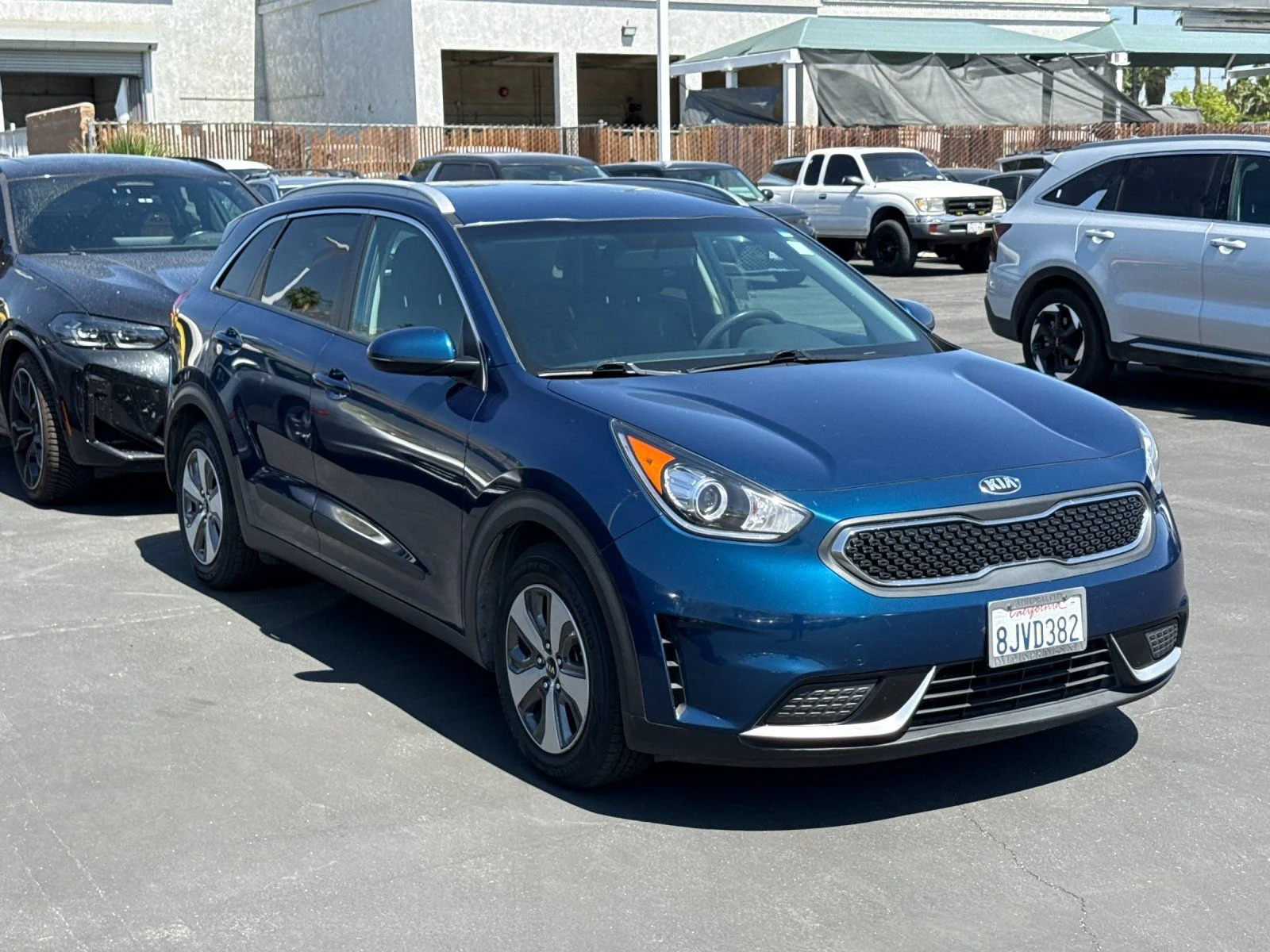 Used 2019 Kia Niro LX with VIN KNDCB3LC9K5244699 for sale in Cathedral City, CA