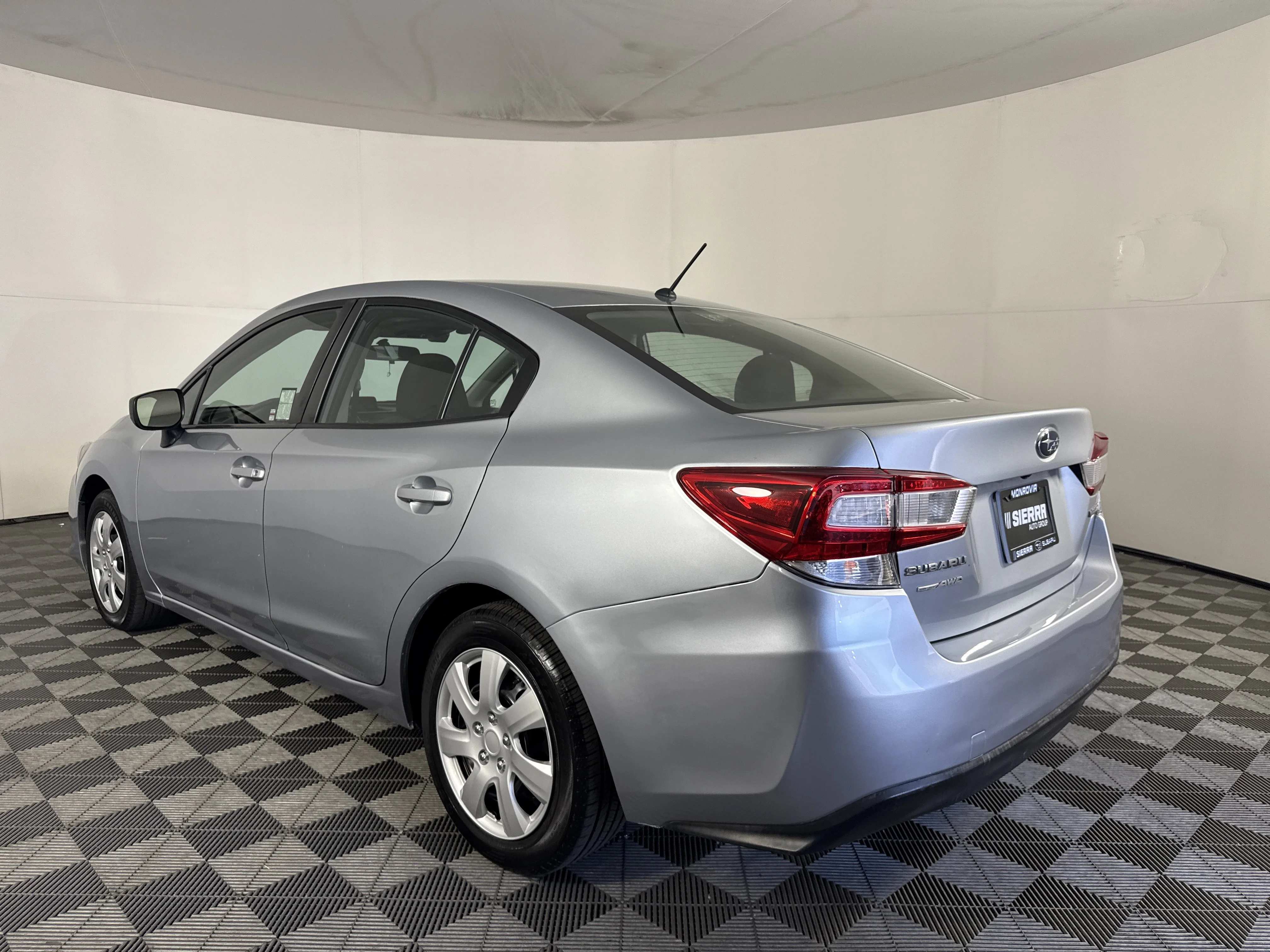 Used 2020 Ice Silver Metallic Subaru Base image 12