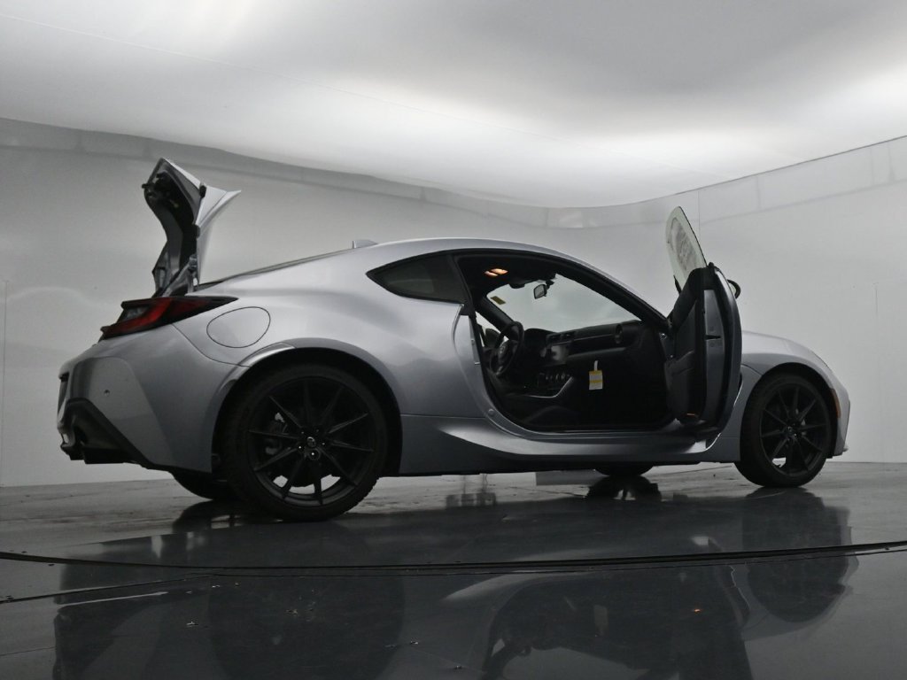 2026 Toyota GR86 Premium - Photo 29