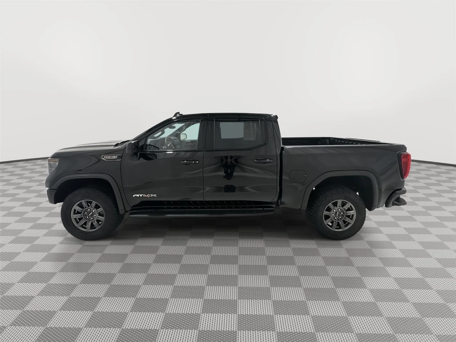 Used 2024 GMC Sierra 1500 AT4X with VIN 3GTUUFEL4RG338361 for sale in Alexandria, Minnesota