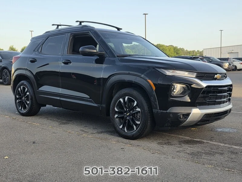 Used 2022 Black Metallic CHEVROLET FWD 4DR LT image 7