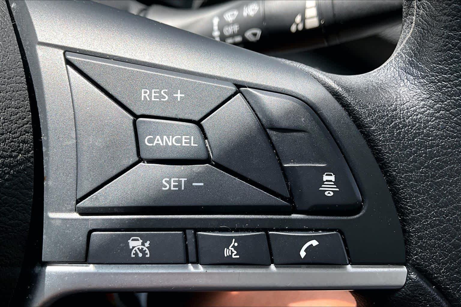 Used 2025 Super Black Nissan SV image 33