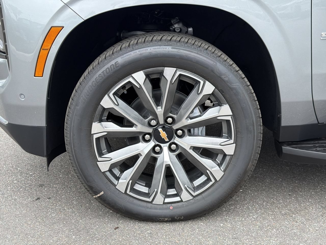 2026 Chevrolet Suburban High Country - Photo 32