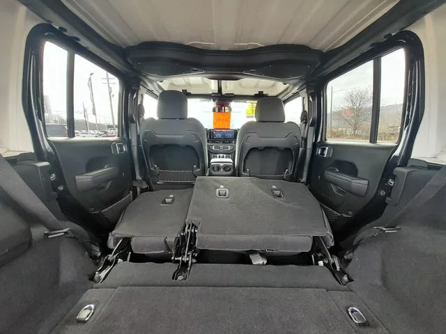 Used 2024 Black Jeep Rubicon image 51
