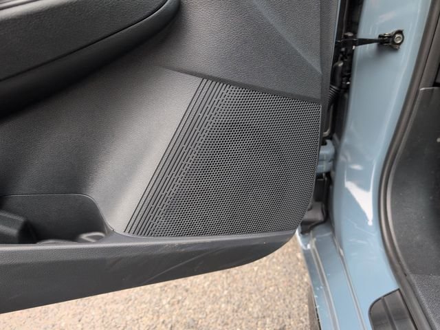 New 2026 Atlantic Gray Metallic / Super Black Two-tone Nissan SR image 11