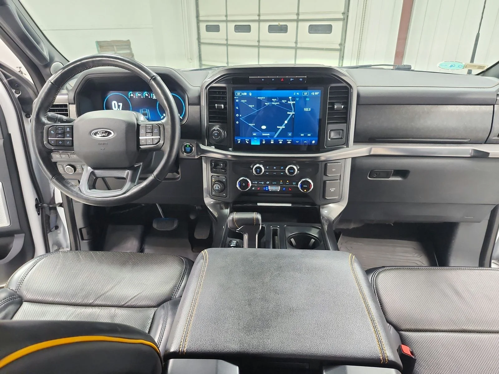 Used 2022 Oxford White Ford Tremor image 27