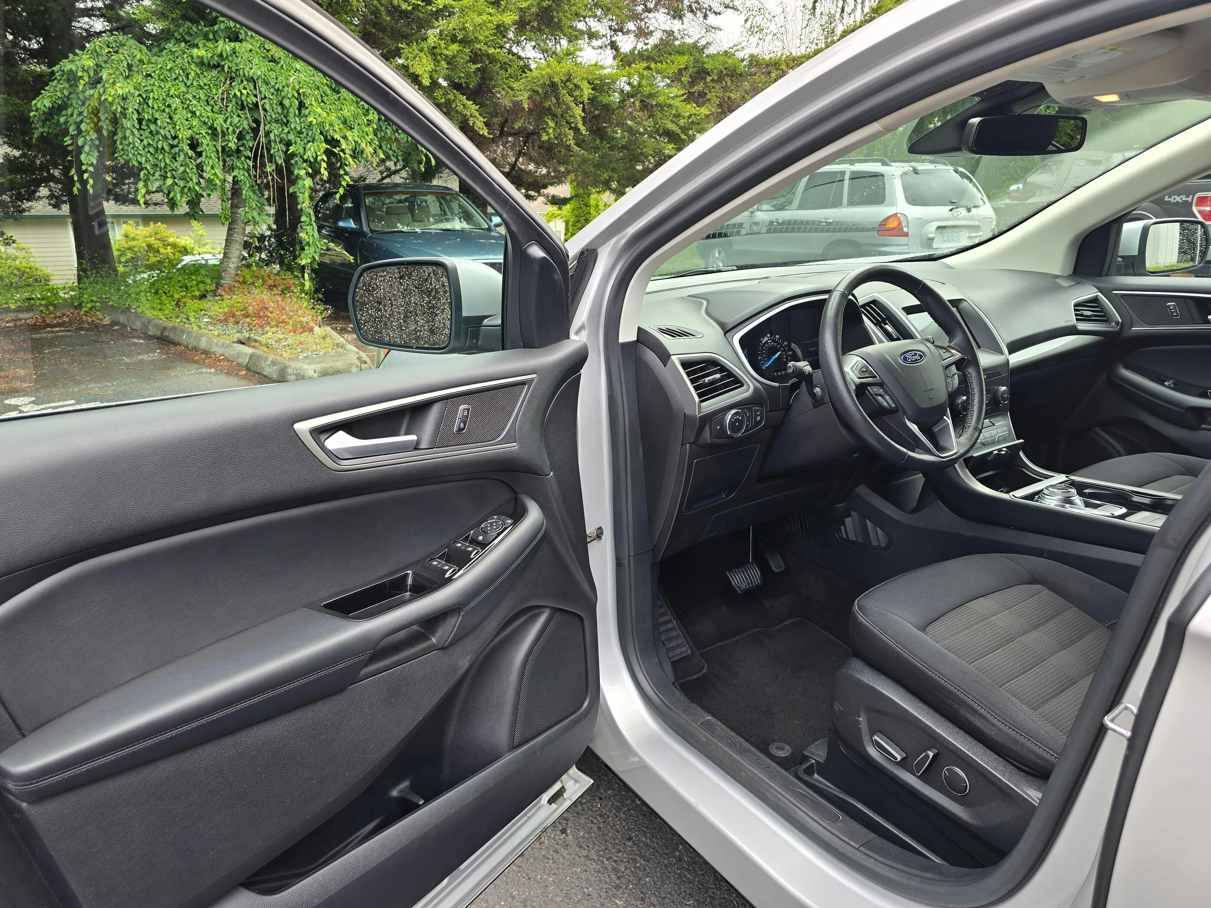 Used 2019 Ingot Silver Metallic Ford SEL image 7