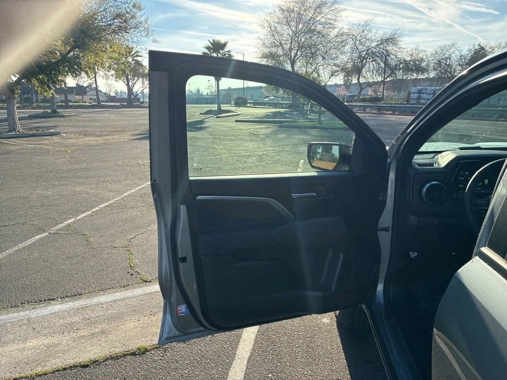 2026 Chevrolet Colorado Z71 - Photo 12