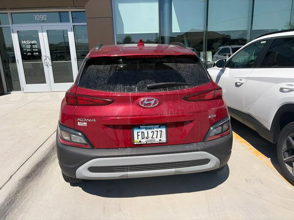 Used 2023 Red Hyundai SEL image 5
