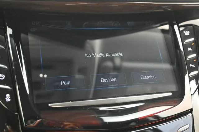 Used 2020 SATIN STEEL METALLIC Cadillac Premium Luxury image 16