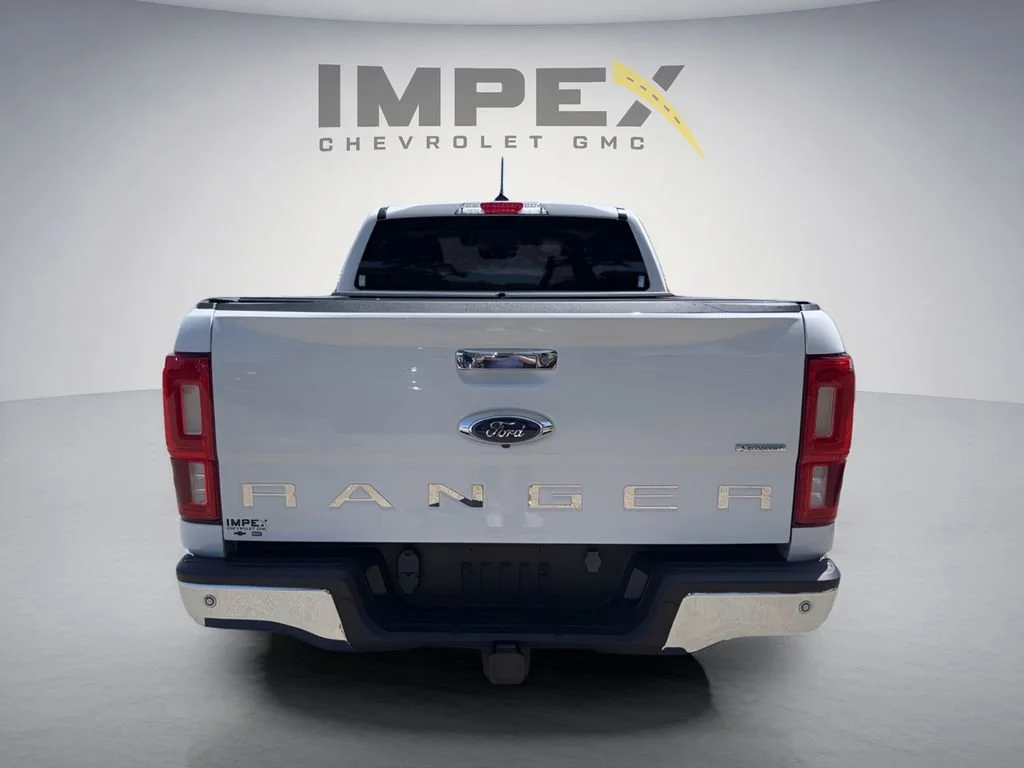 Used 2019  Ford XL image 4