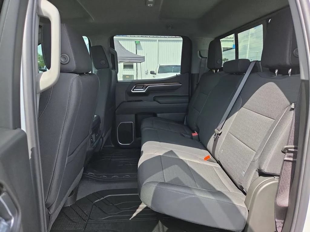 New 2026 Summit White Chevrolet LT image 16