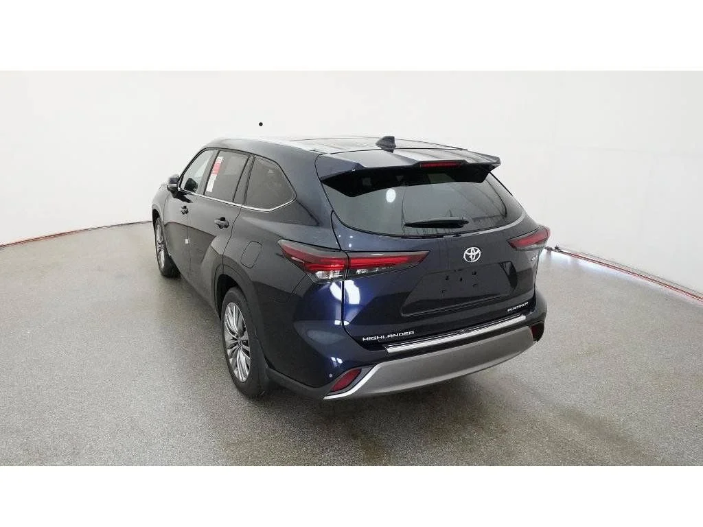 New 2026  Toyota Platinum image 8
