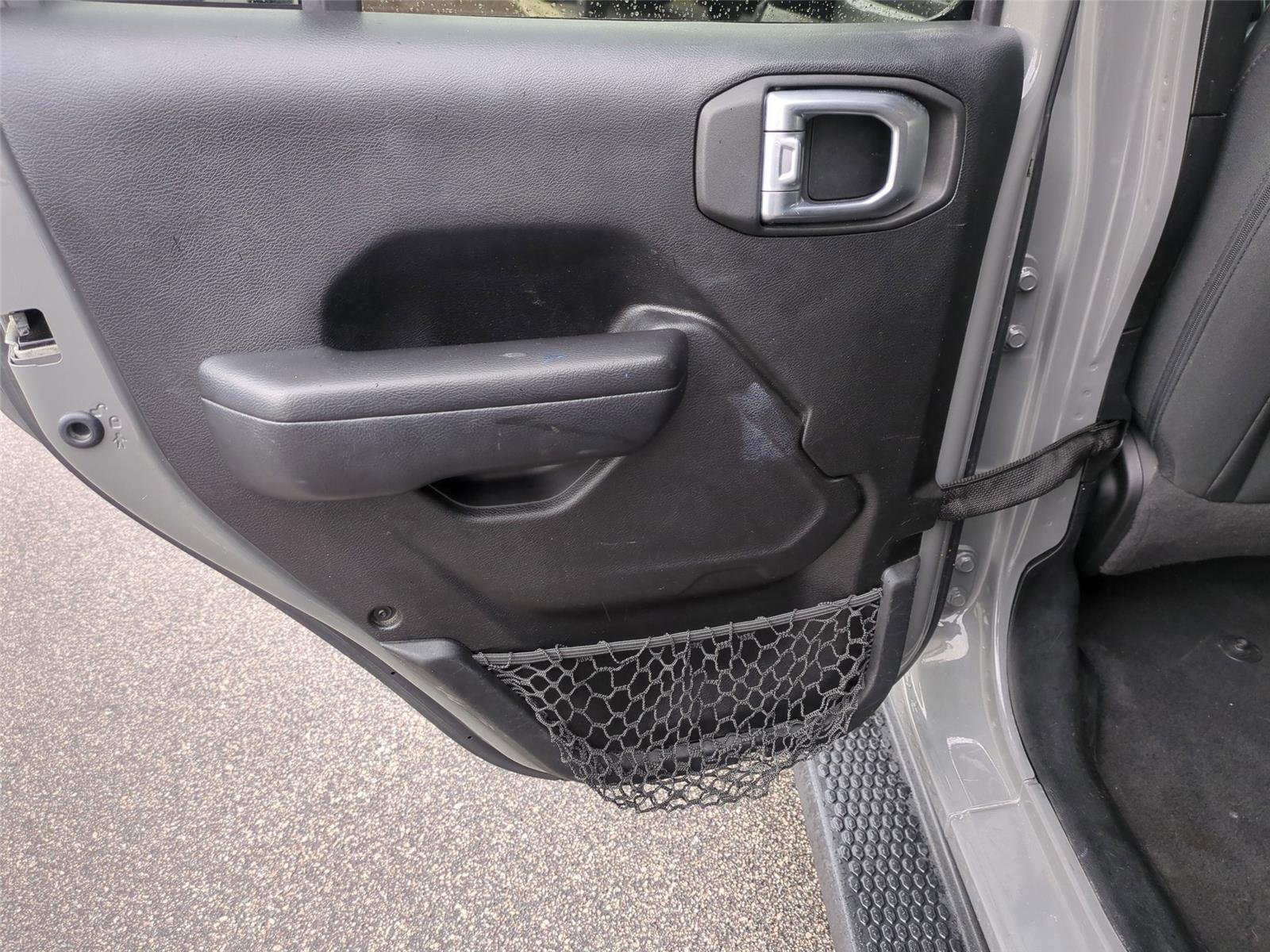 Used 2021 Granite Crystal Metallic Clearcoat Jeep Unlimited Sport S image 30