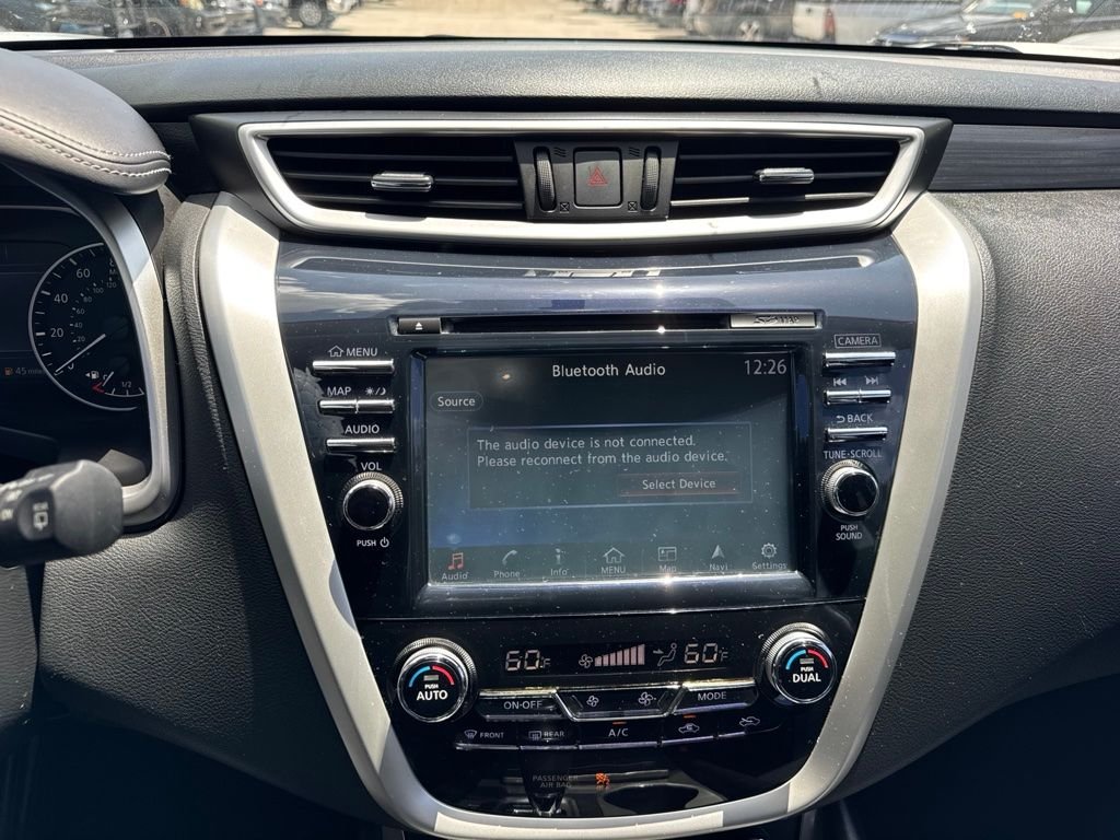 Used 2016 Silver Nissan Platinum image 12