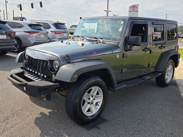 Used 2014 Gray Jeep Unlimited Sport image 3