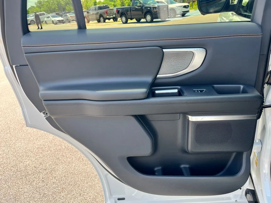 New 2026 White Ford Tremor image 11