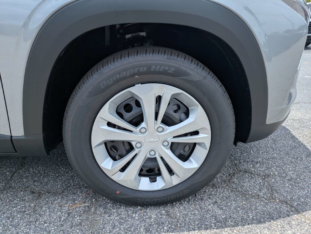2026 Chevrolet Trax LS - Photo 12