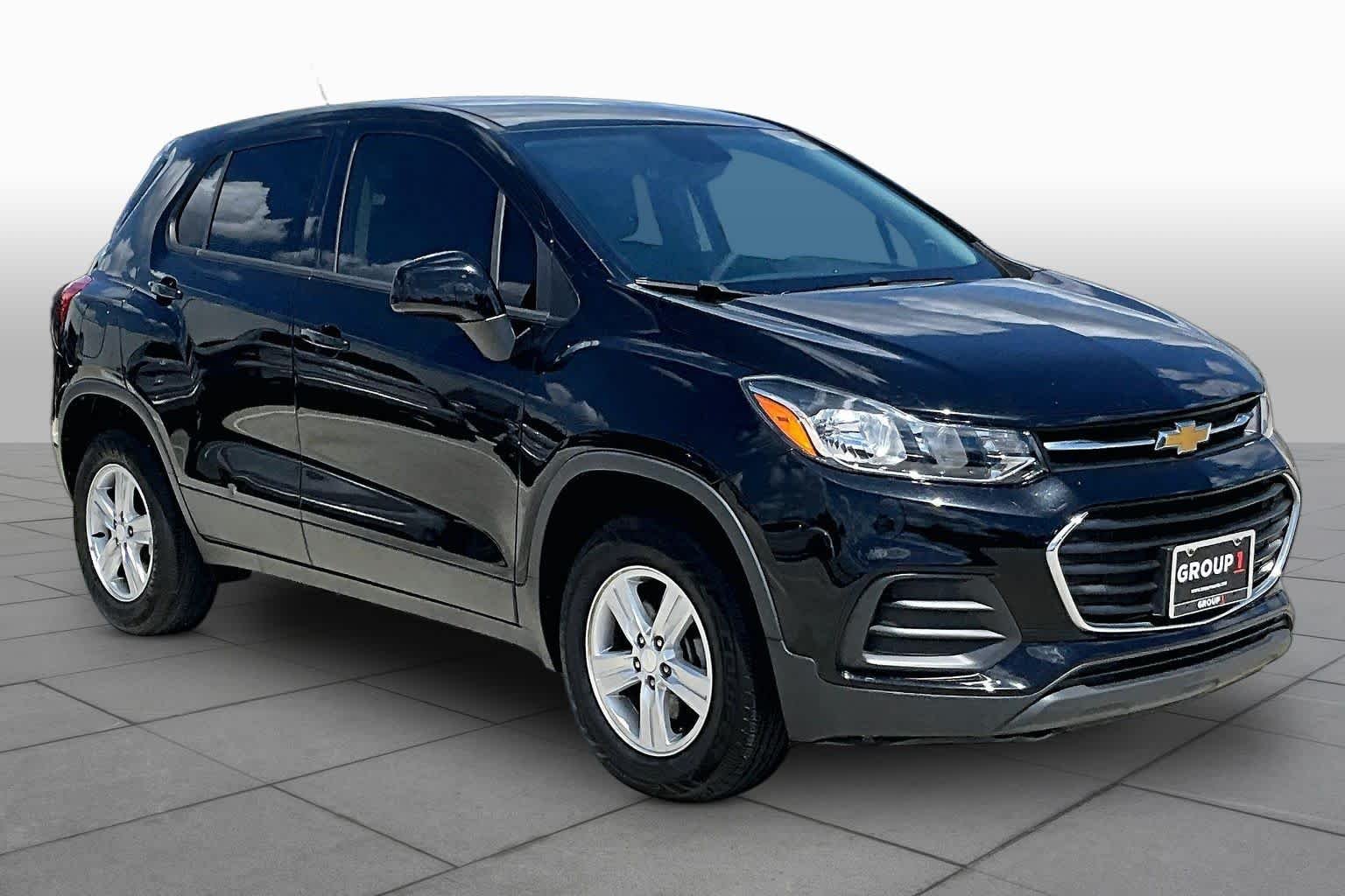 Used 2020 Mosaic Black Metallic Chevrolet LS image 3