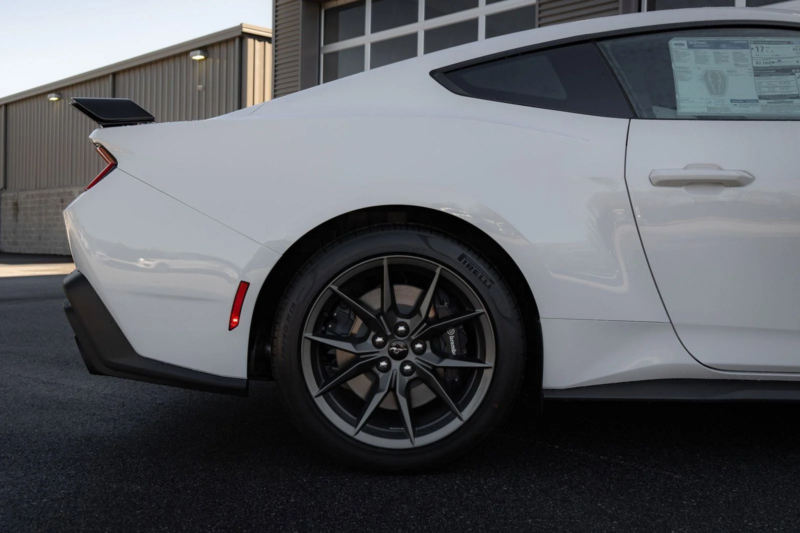 2025 Ford Mustang Dark Horse - Photo 34