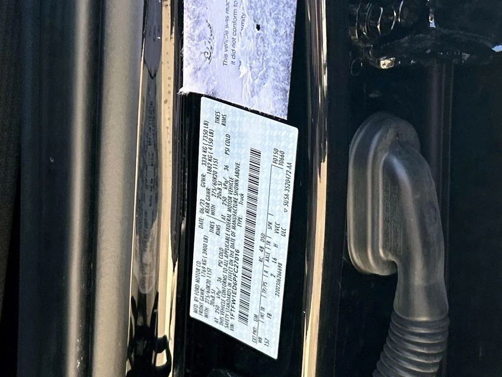 Used 2023 Black Metallic Ford XLT image 10