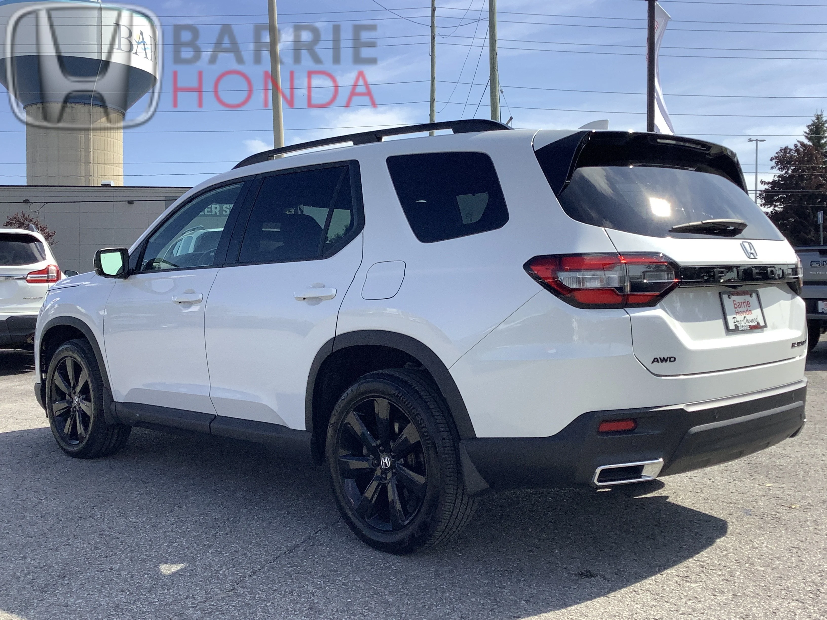 Used 2024 PLATINUM WHITE PEARL Honda Black Edition image 9