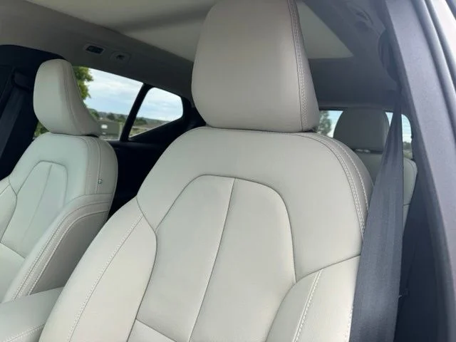 Used 2022 Gray Volvo T5 Inscription image 14