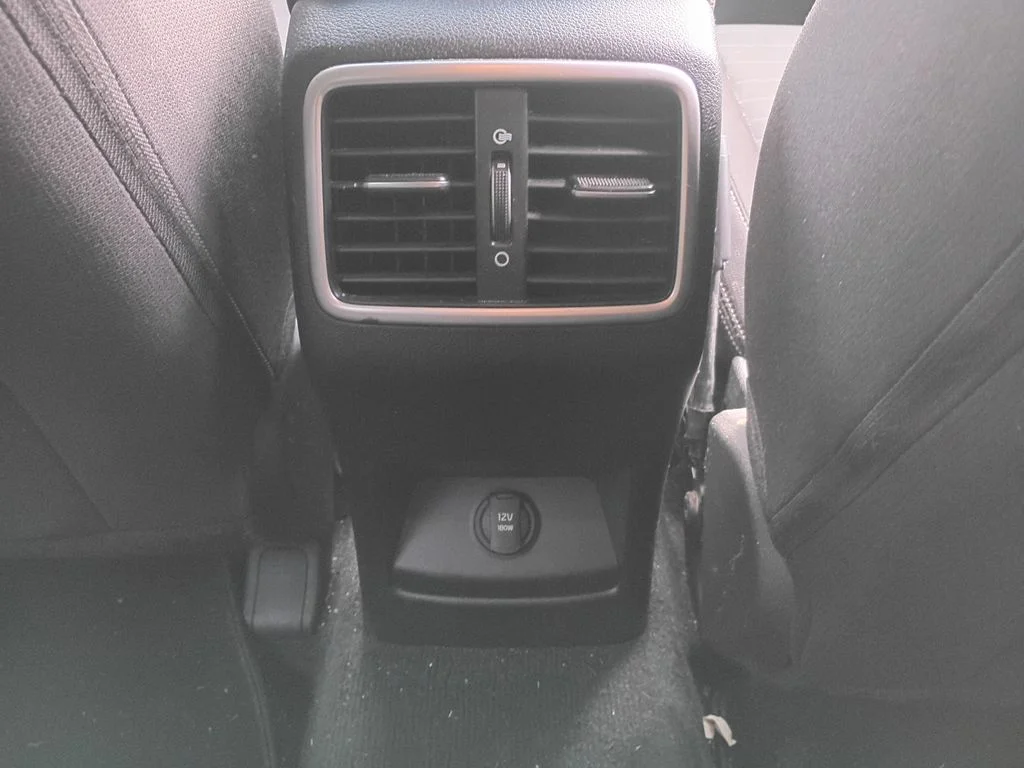 Used 2018 Black Cherry Kia LX image 20