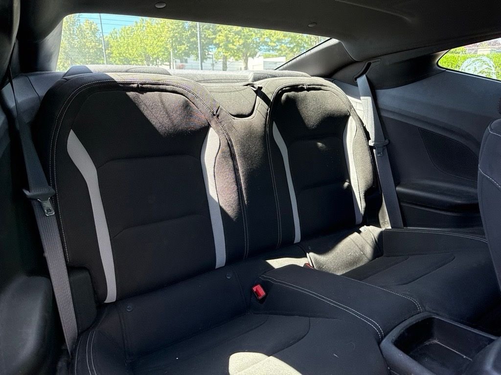 Used 2019 Shadow Gray Metallic Chevrolet 1LT image 19