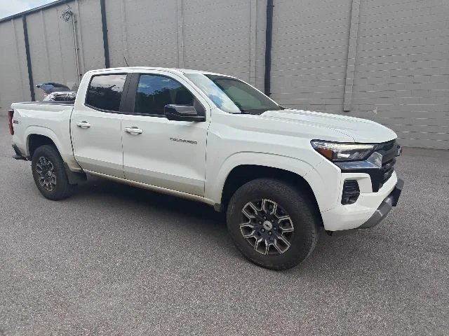 2023 Chevrolet Colorado 4WD Z71 Crew Cab Short Box's photo