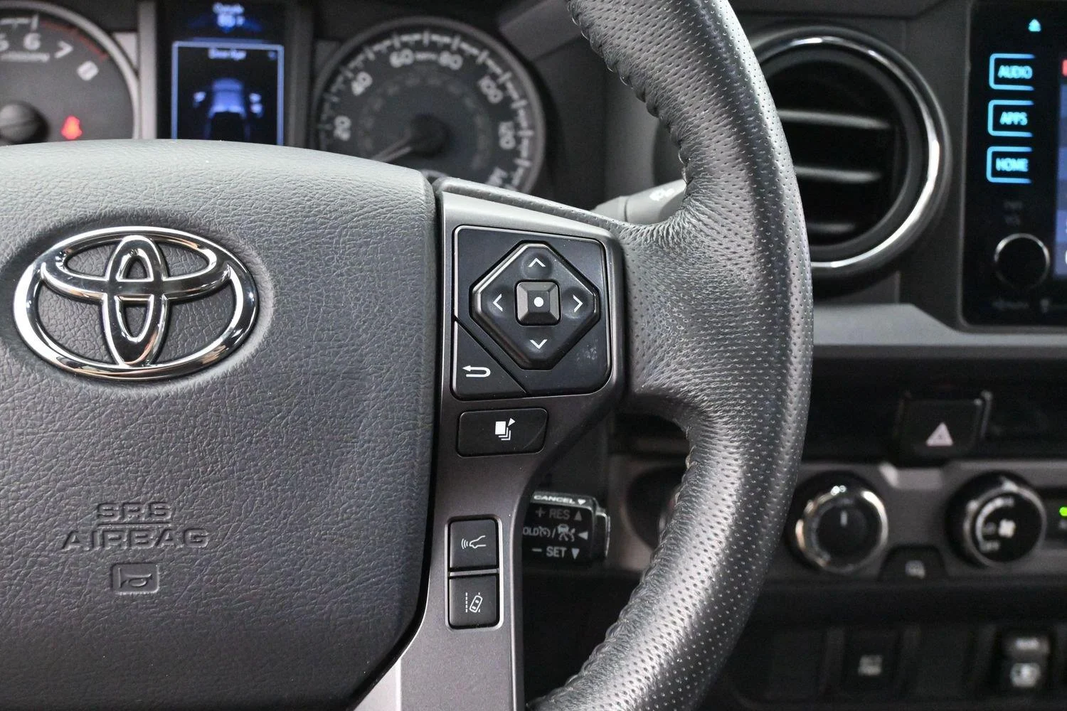 Used 2018 Super White Toyota TRD Off Road image 15