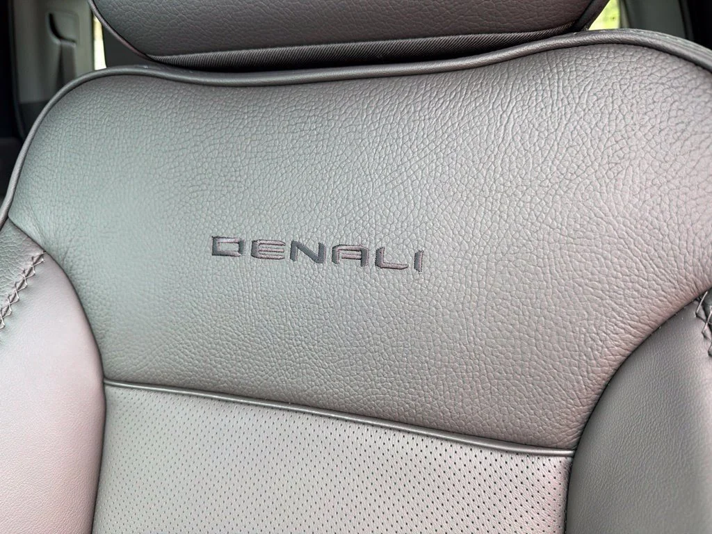 2026 GMC Sierra 2500HD Denali - Photo 36