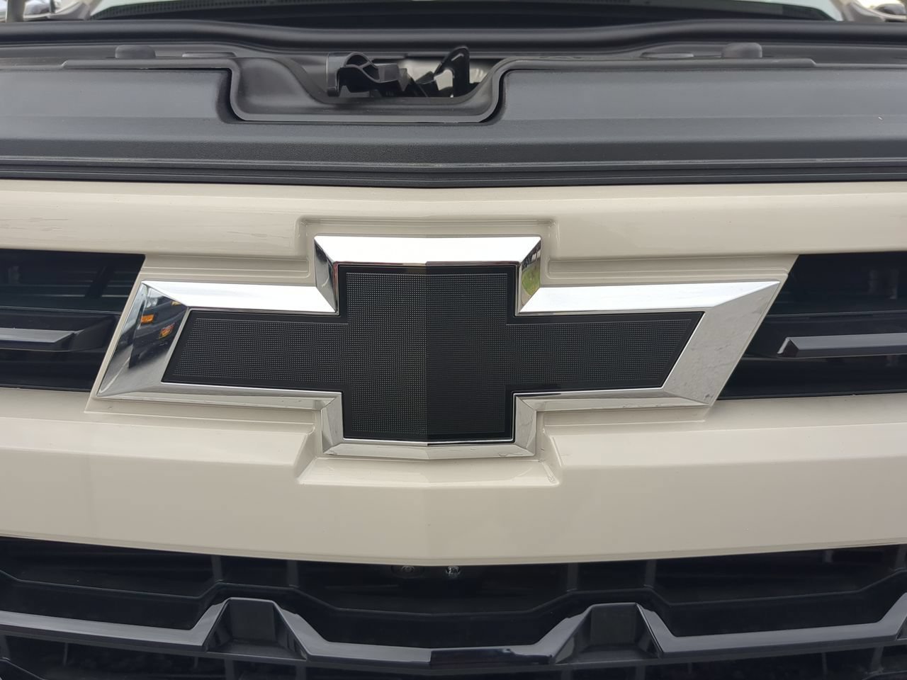 Used 2026 White Sands Chevrolet RST image 32