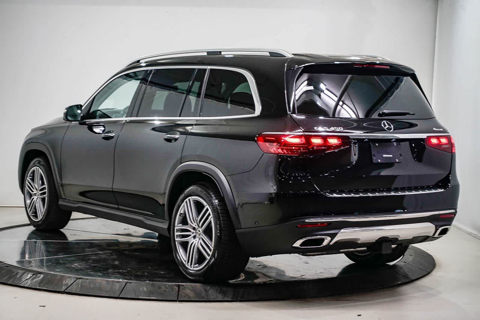 New 2026 Black Mercedes-Benz GLS 450 image 2