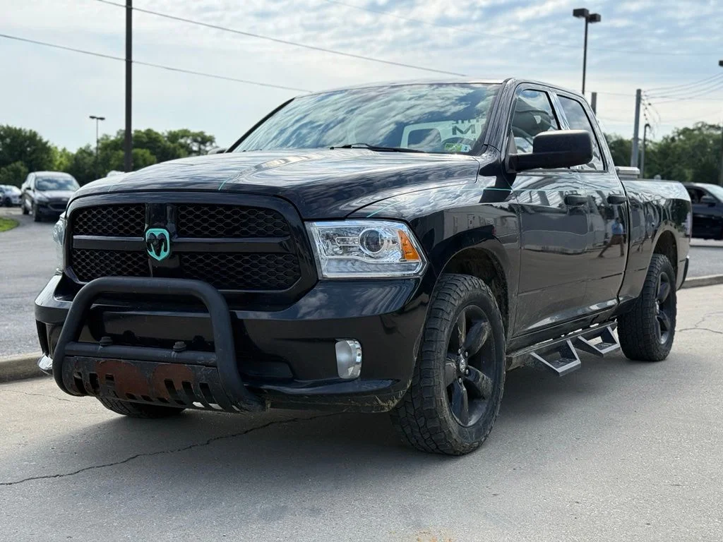 Used 2014 Black Ram Express image 2