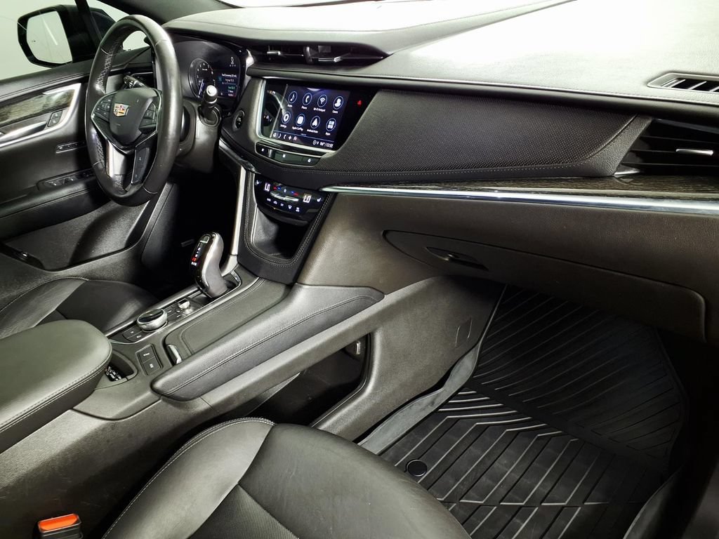 Used 2021 STELLAR BLACK METALLIC Cadillac FWD Premium Luxury image 12