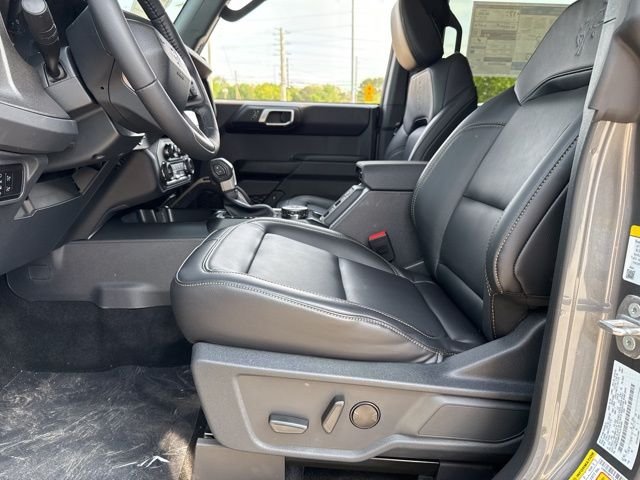 New 2026 Carbonized Gray Metallic Ford Badlands image 26
