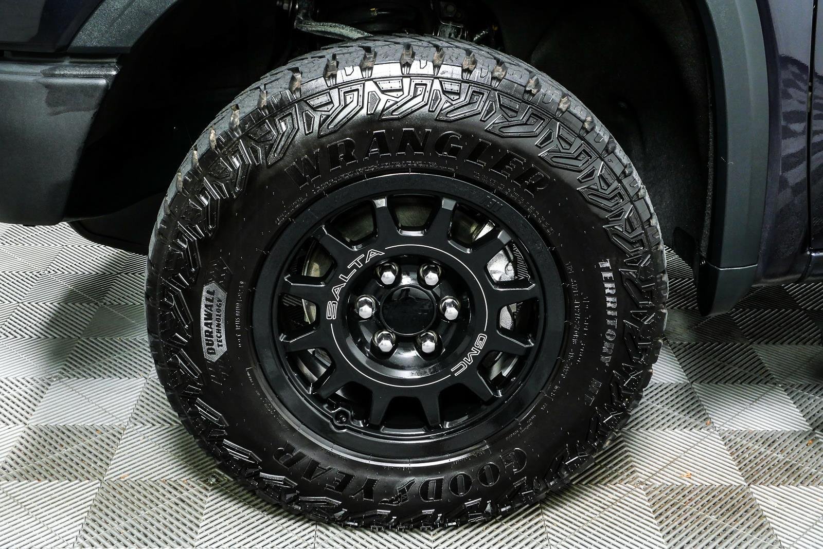 Used 2024 Titanium Rush Metallic GMC AT4X image 36